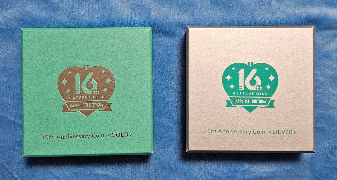 セット購入特典限定アクリルボード付き　初音ミク　16th　金貨　銀貨セット