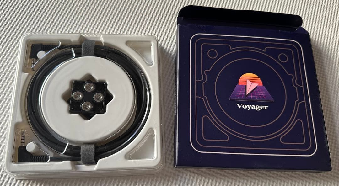 ZSA 分割キーボードVoyagerの Mountアクセサリ