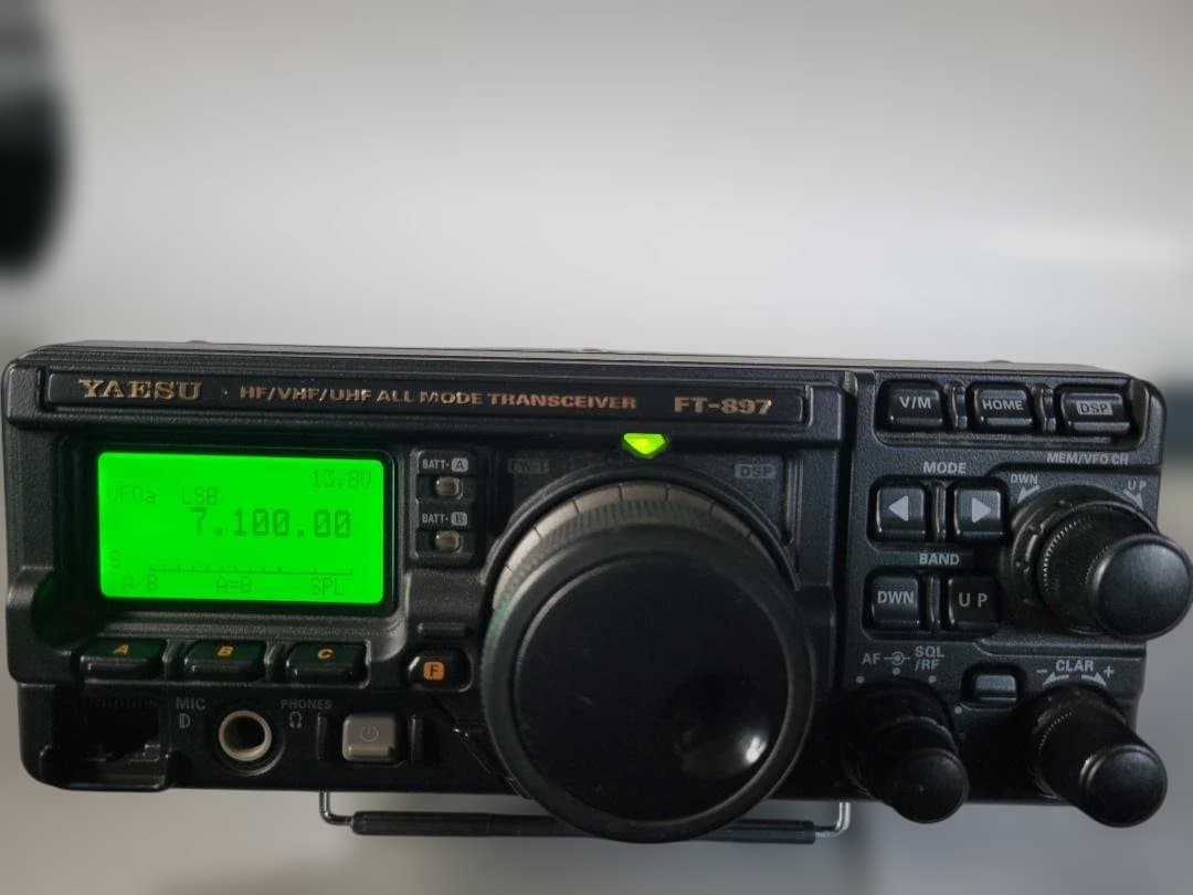 ヤエス　FT-897D（50w化済）