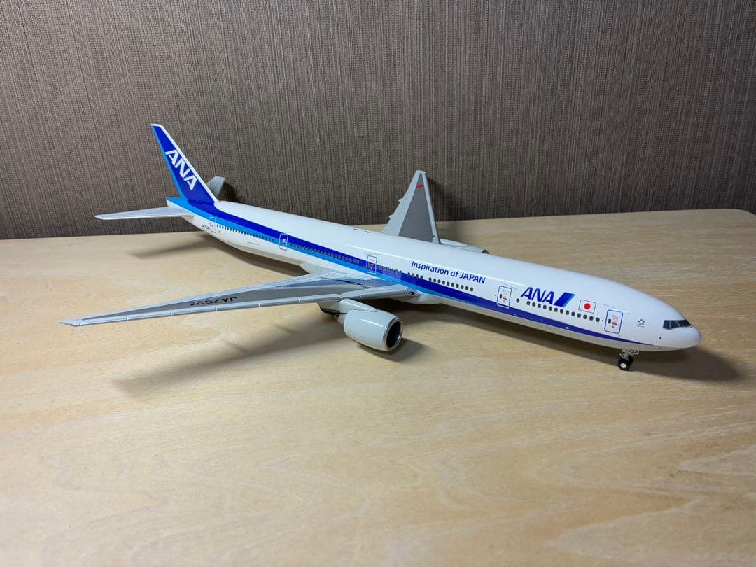 全日空商事 777-300 1/200 非ER 国内線仕様機