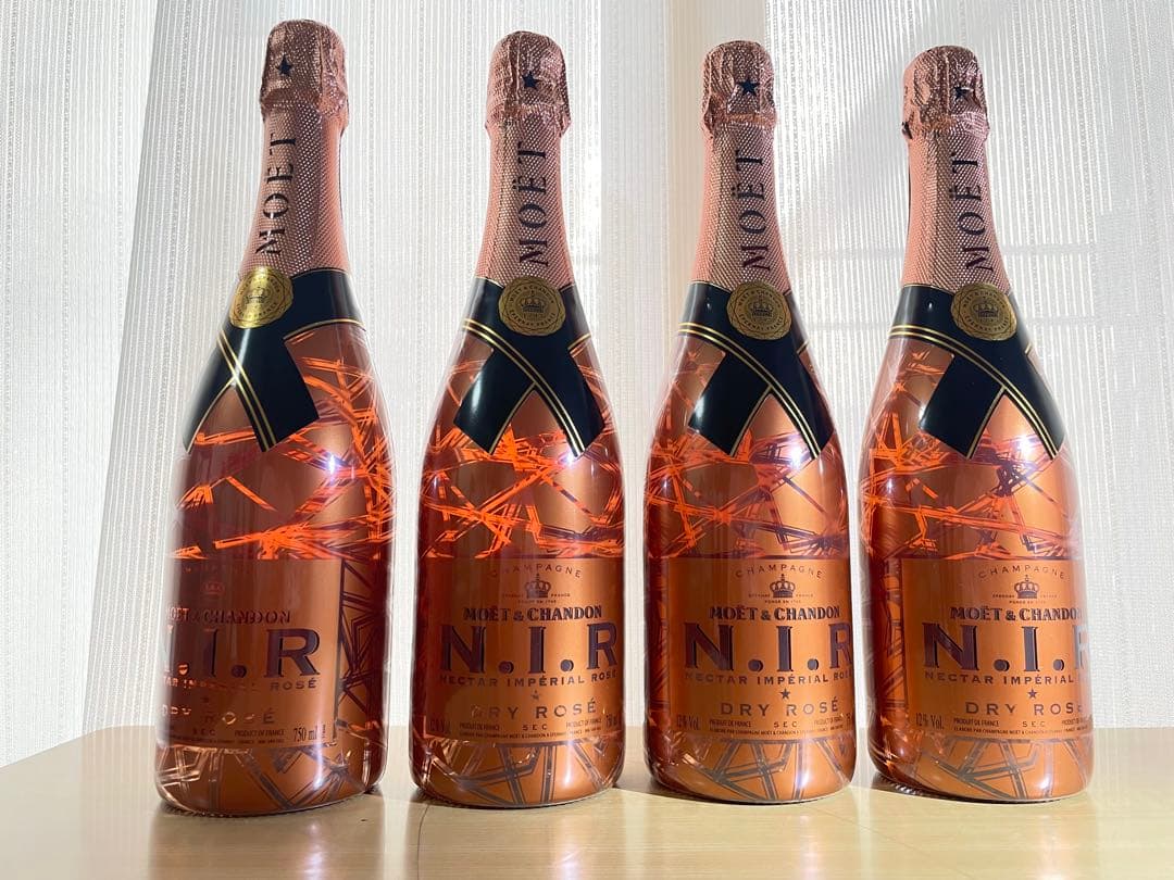 MOËT & CHANDON N.I.R. DRY ROSÉ 4本　モエシャン