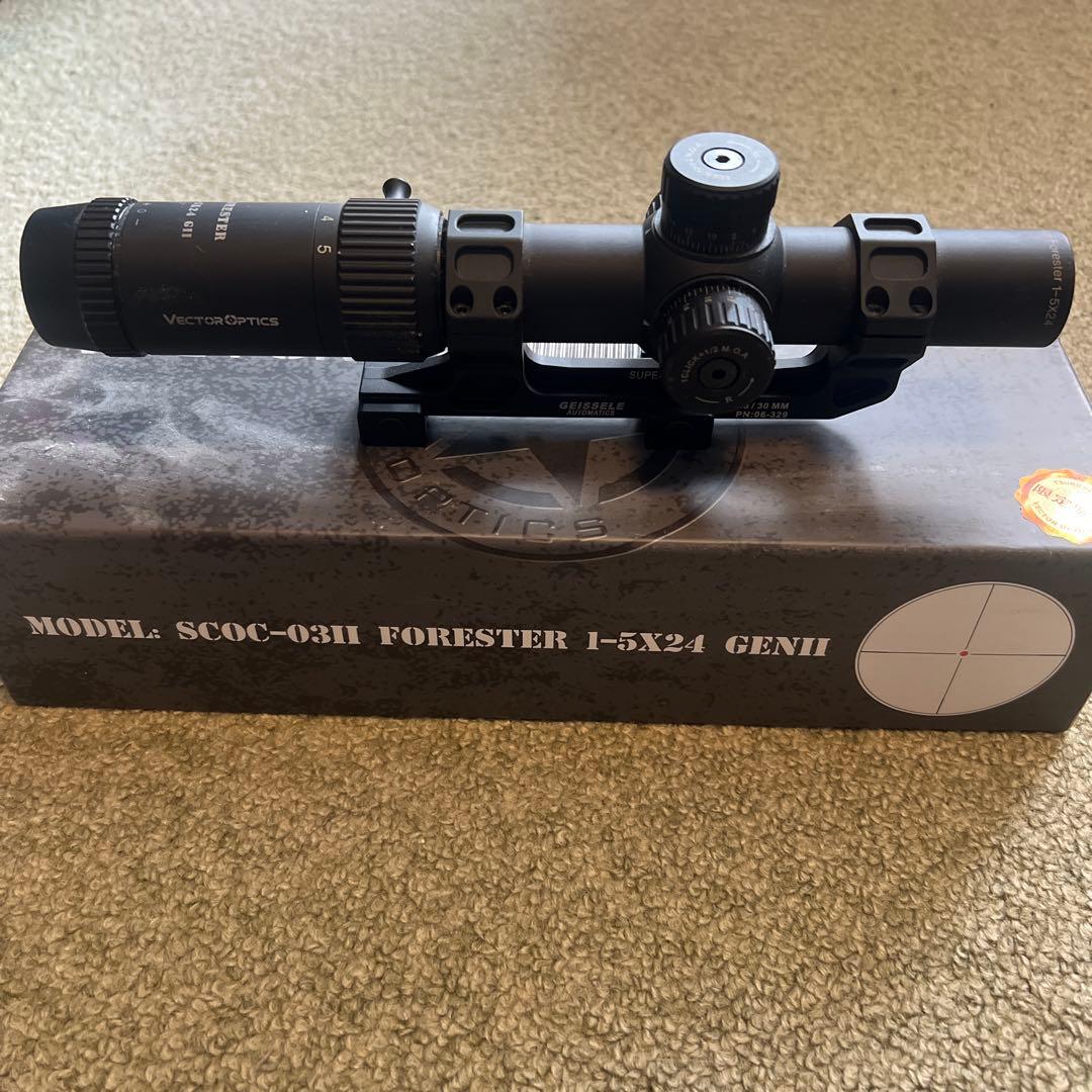 VECTOR OPTICSショートスコープ FORESTER1-5x24gen2
