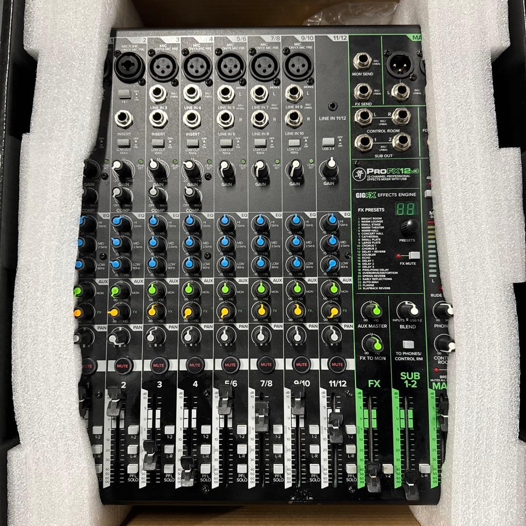 ③PRO FX12 v3 12チャンネルミキサー