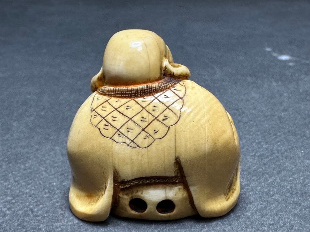 極上　根付　仏像　天然素材　アンティーク　和彫　置物　骨董　飾り物　古美術品