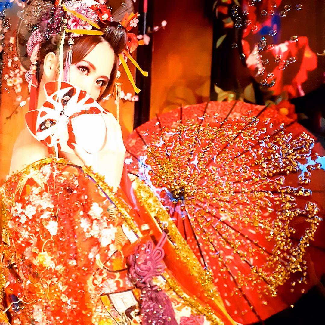 輸入雑貨　天然石　『新花魁』　水晶絵　クリスタルアート　ゴールドフレーム