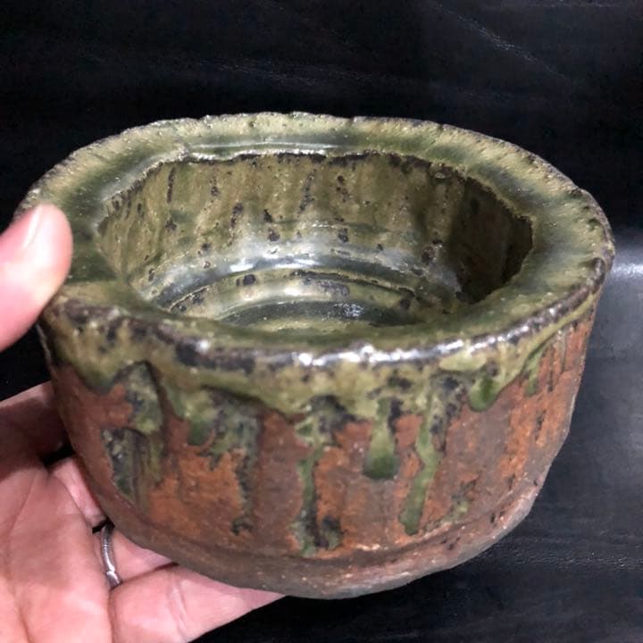 遺品整理◼️蔵からまた謎の古美術品の陶器が出て来ました。抹茶茶碗？茶道具？花道具？