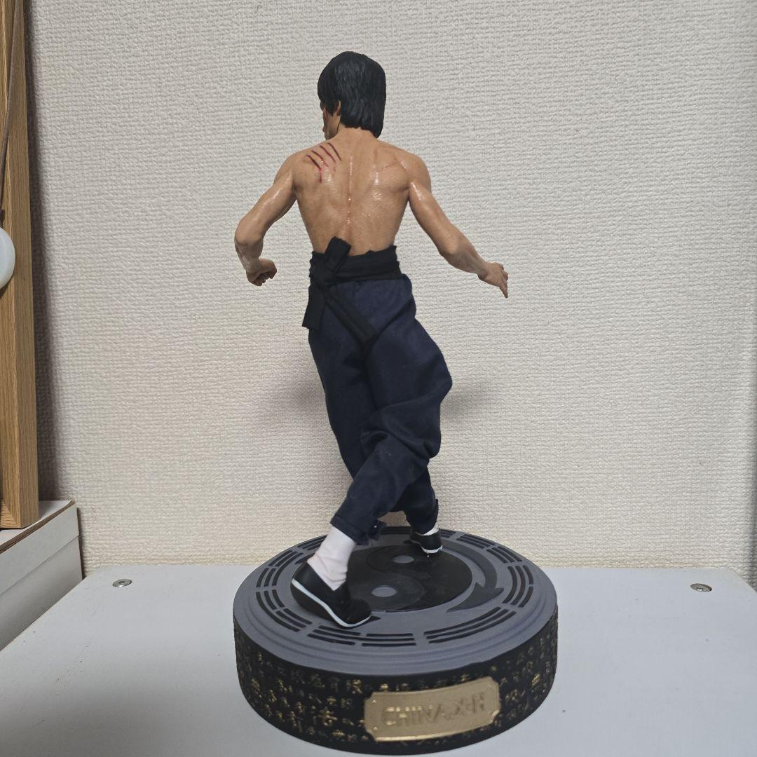 ブルース・リー フィギュア
