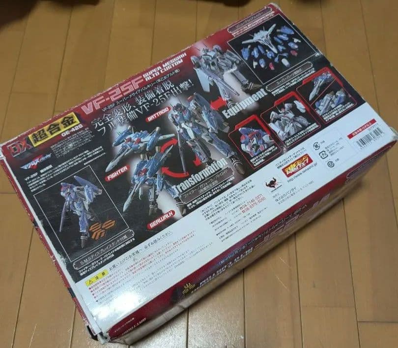 バンダイ VF-25SF スーパー メサイア アルトカスタム