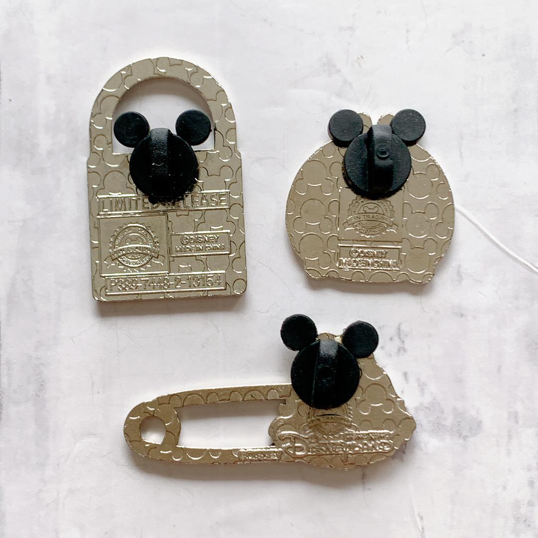 海外ディズニー★チップとデール ピンバッジ3個セット 隠れミッキーシリーズ等