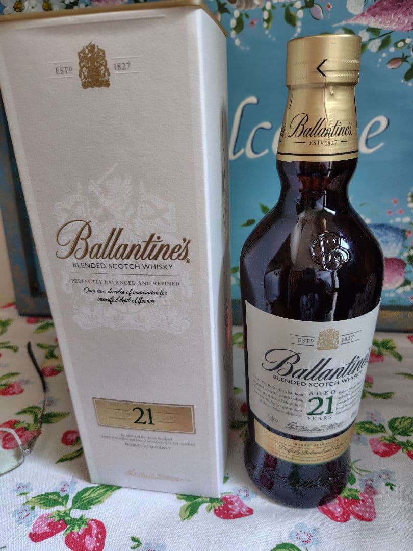 バランタイン　21年 　スコッチ　ウイスキー　正規品 未開封品