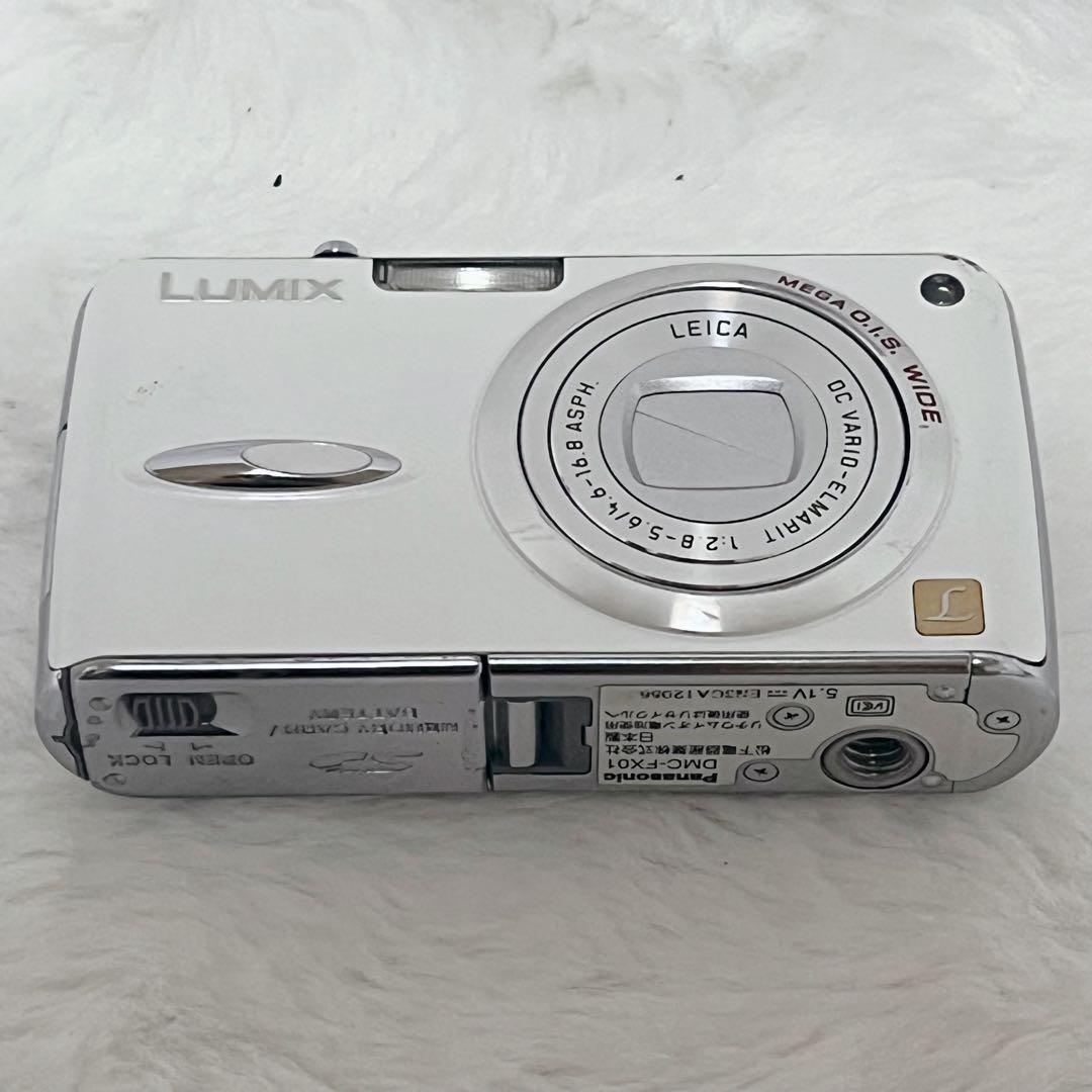 動作確認済み パナソニック LUMIX DMC-FX01 オールドコンデジ