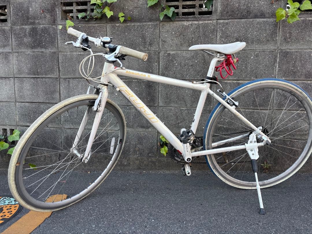 festival houseクロスバイク FUJI アブソルートs