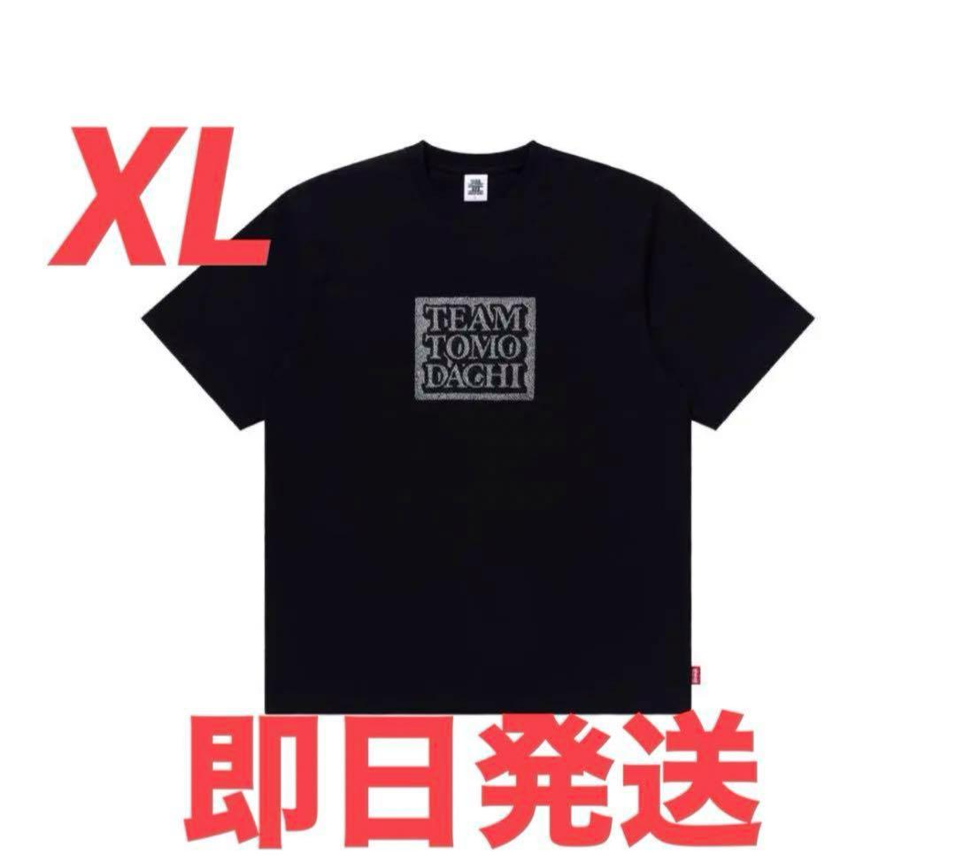 XL TEAM TOMODACHI LABEL RHINESTONE TEE 黒