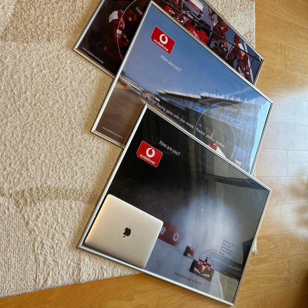 Vodafone Ferrari Racing 広告ポスター大判非売品3枚セット