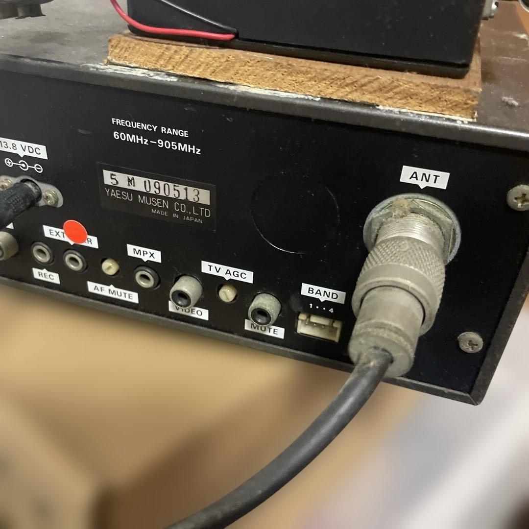 ジャンク扱いで YAESU FRG-965 受信機