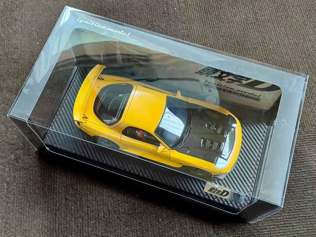 ミニカー ignition.model 1/18 RX-7 with LED light