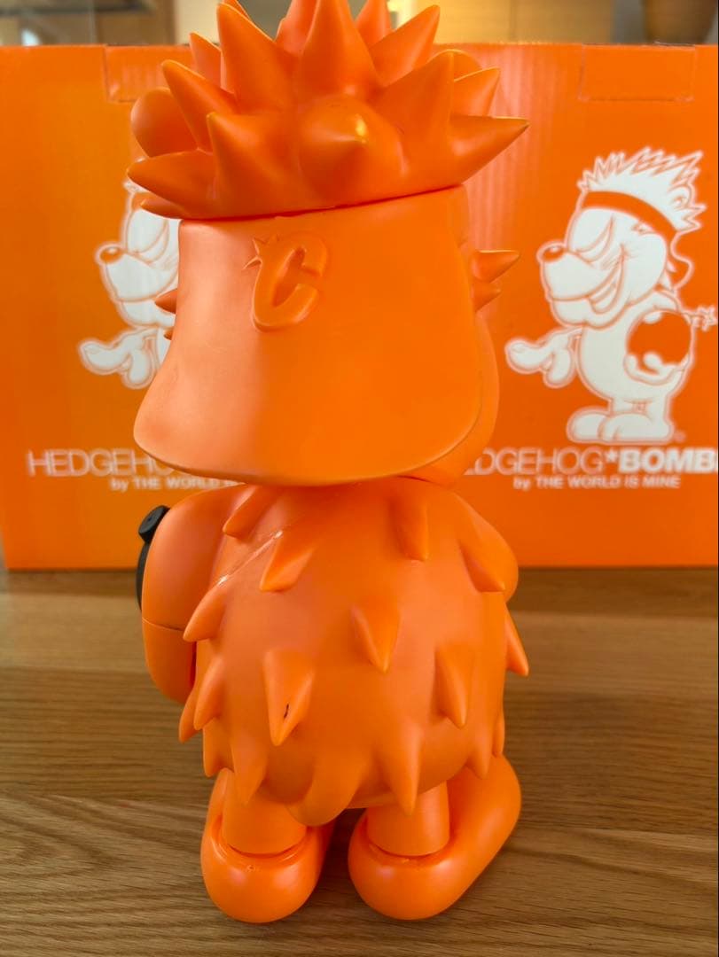 TWIM【 HEDGE HOG BOMBER オールオレンジ 】 非売品