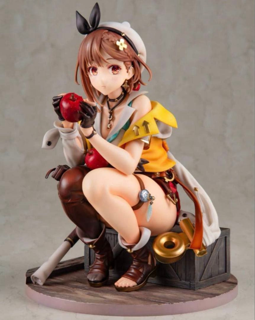 ライザリン・シュタウト1/6スケールフィギュアKT model + 郵送箱未開封