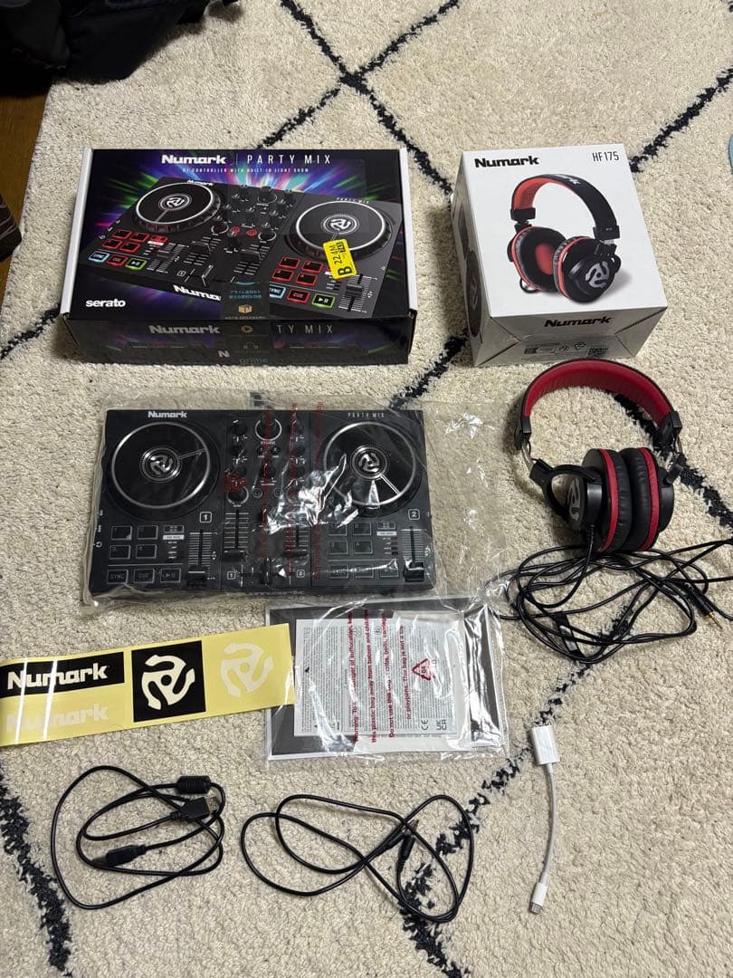 Numark DJコントローラー　Party Mix II＋ヘッドフォン