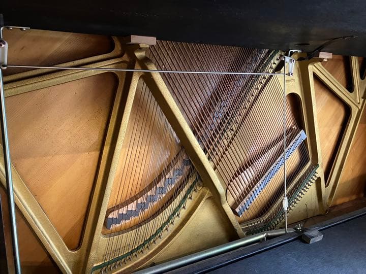 YAMAHA アップライトピアノ　椅子付き