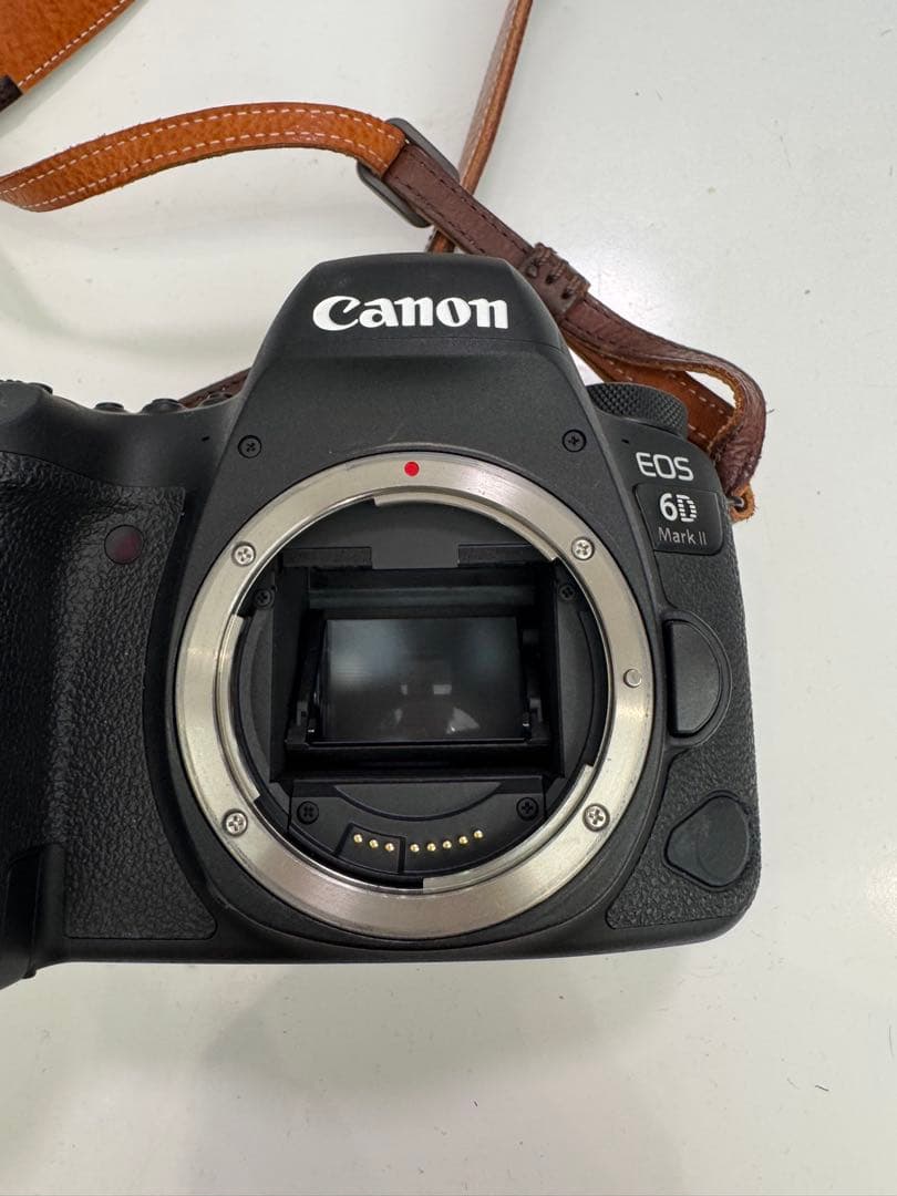 Canon EOS 6D Mark II デジタル一眼レフカメラ