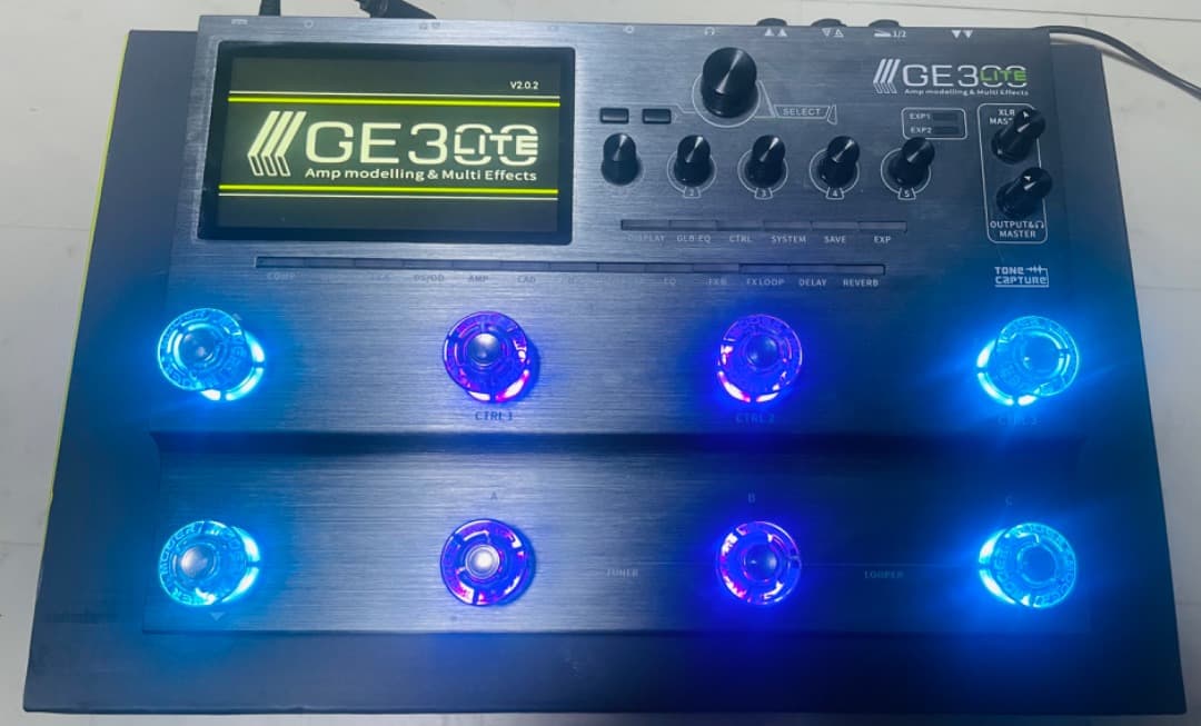 mooer GE300 LITE アンプシミュレータ　マルチエフェクター