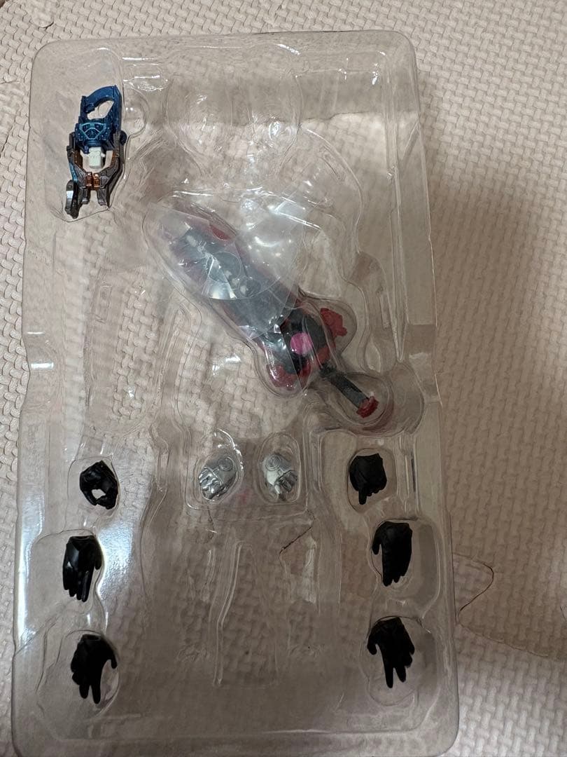 フィギュアーツ　仮面ライダーヴァレン　チョコドンフォーム