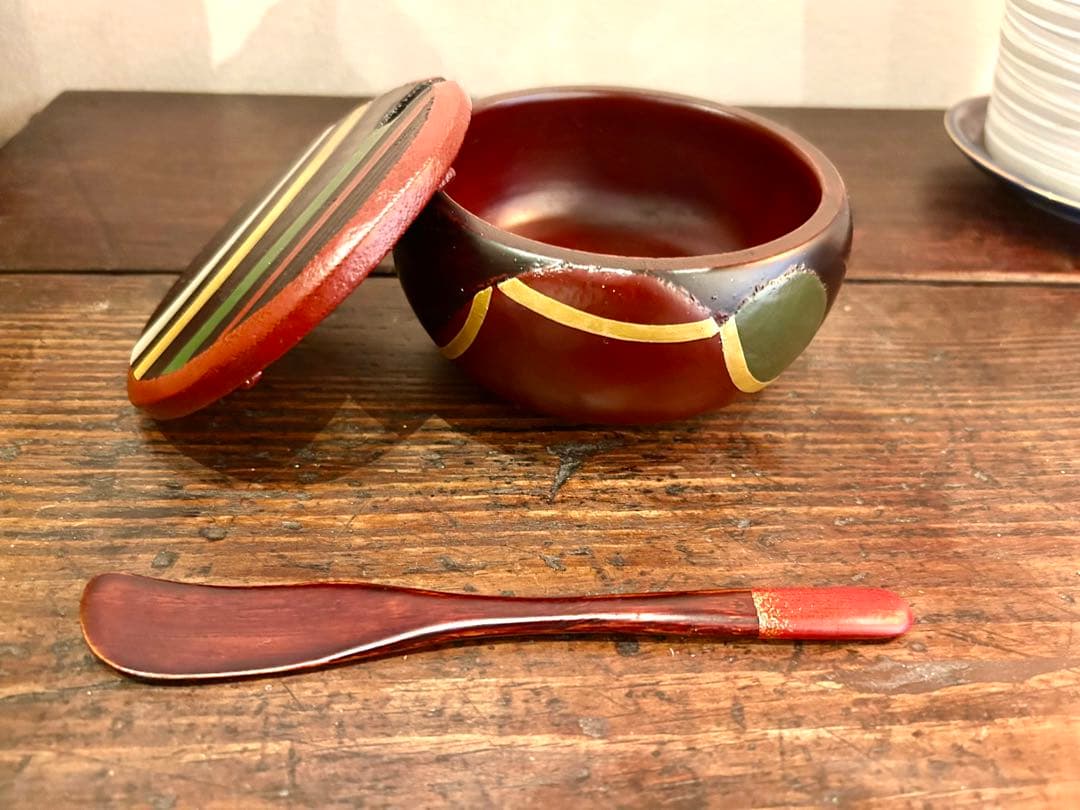 [新品未使用品] 漆器 椀 さじスプーン付き 多彩なストライプ