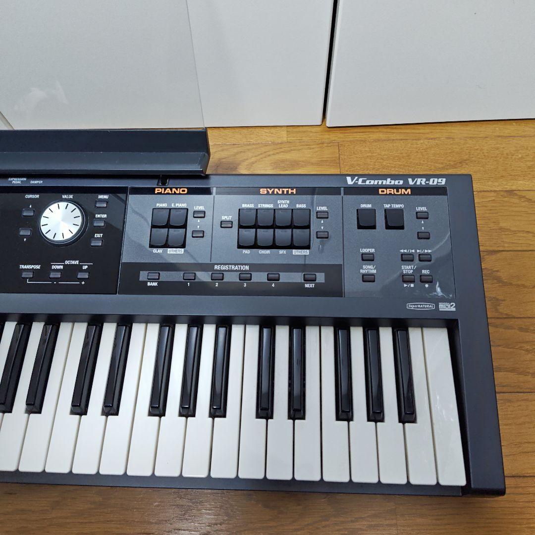 【付属品完備】Roland VR-09 V-Combo シンセサイザー ペダル付