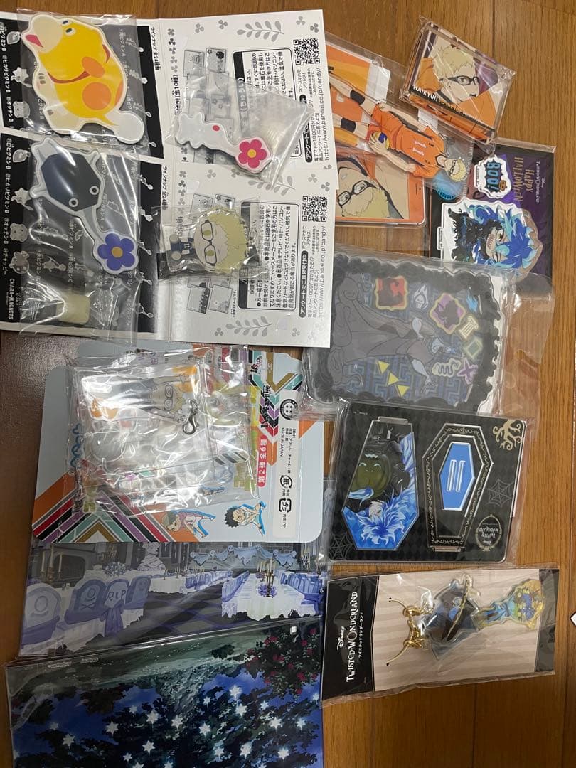⑦ アニメグッズ　まとめ売り　ノンジャンル　ダンボール