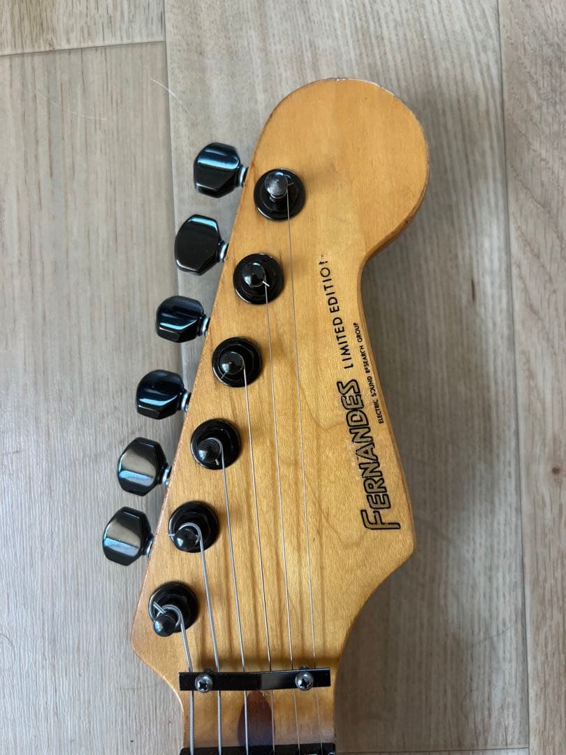 FERNANDES リミテッドエディション stc-70 ストラトモデル