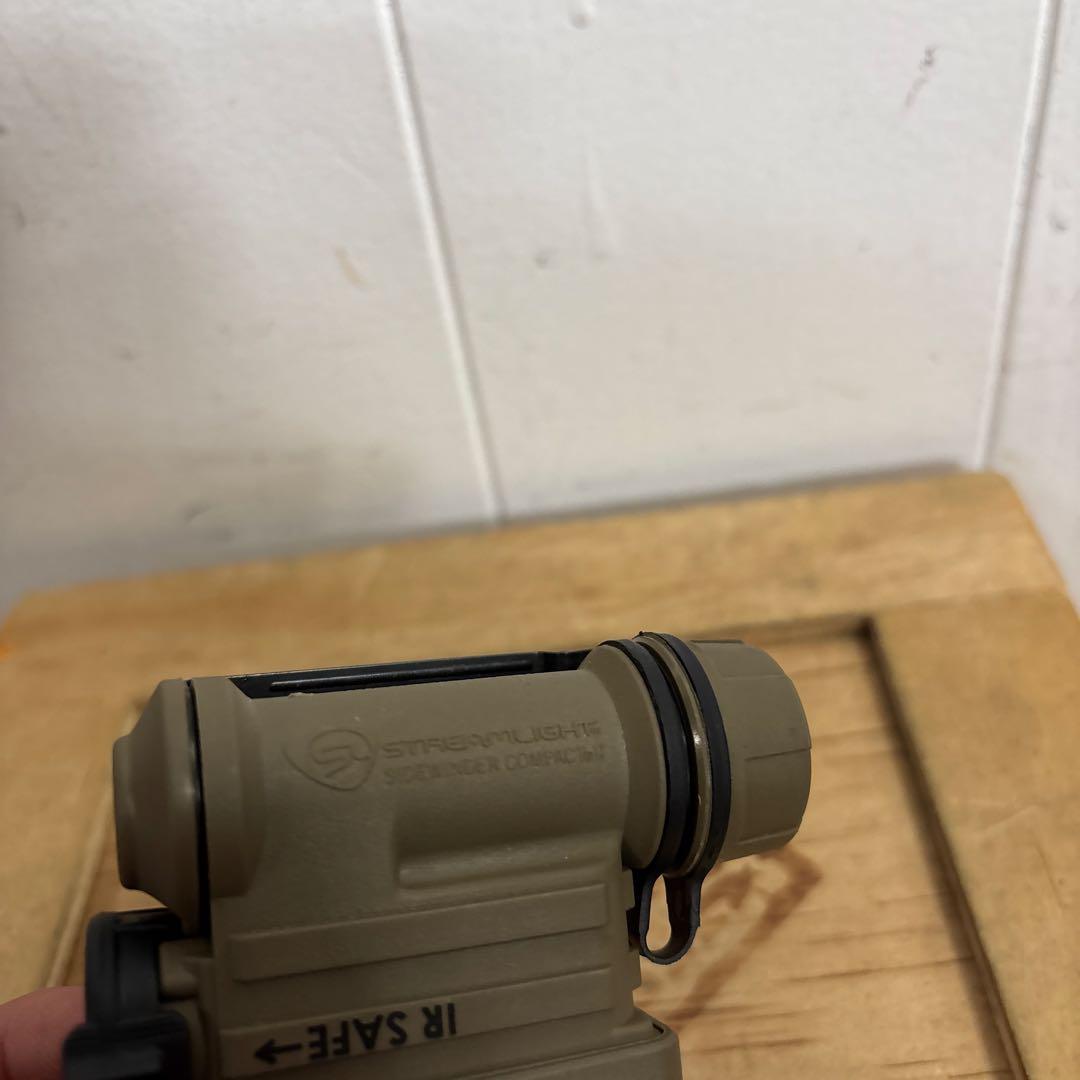 未使用品　実物STREAMLIGHT SIDEWINDER COMPACT II