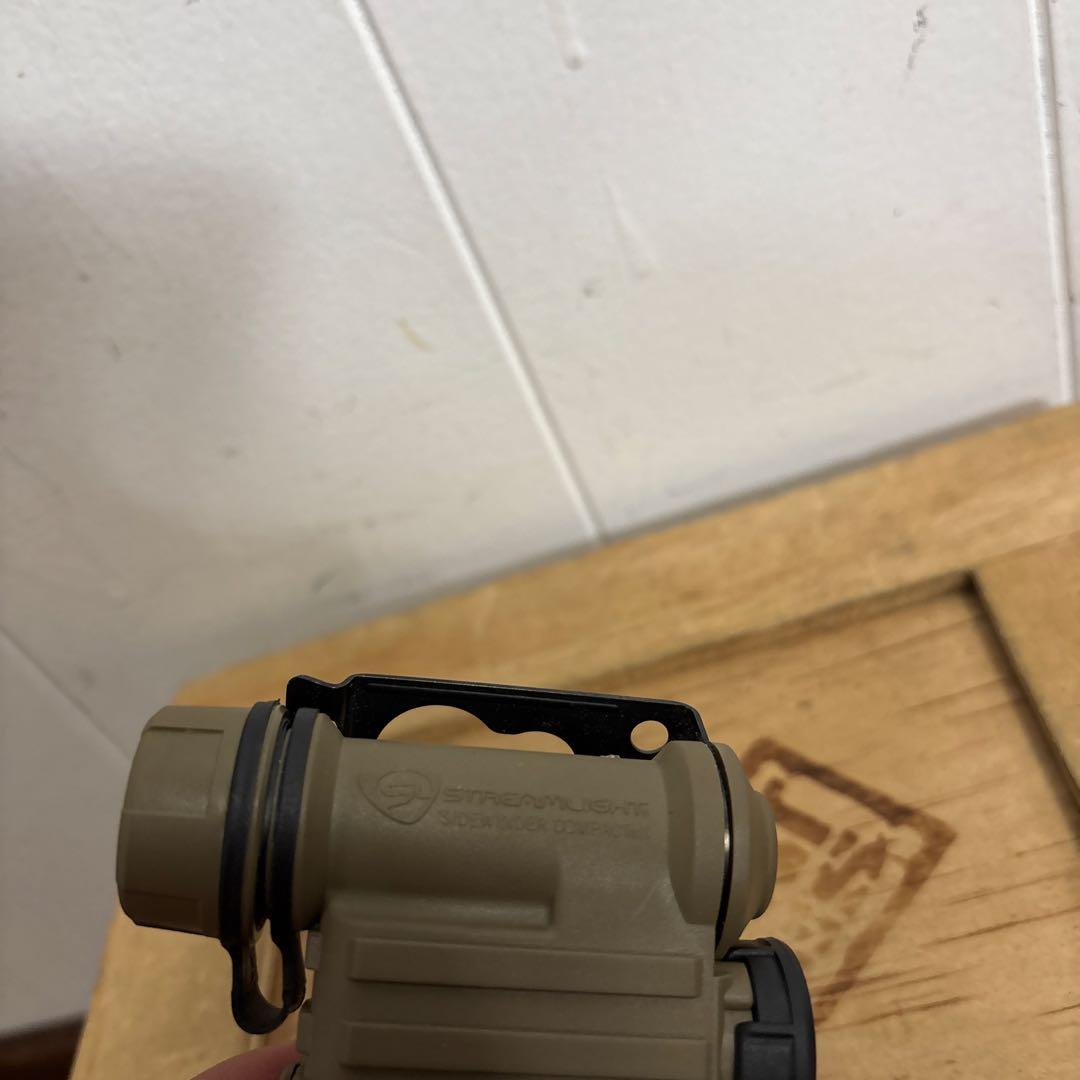 未使用品　実物STREAMLIGHT SIDEWINDER COMPACT II