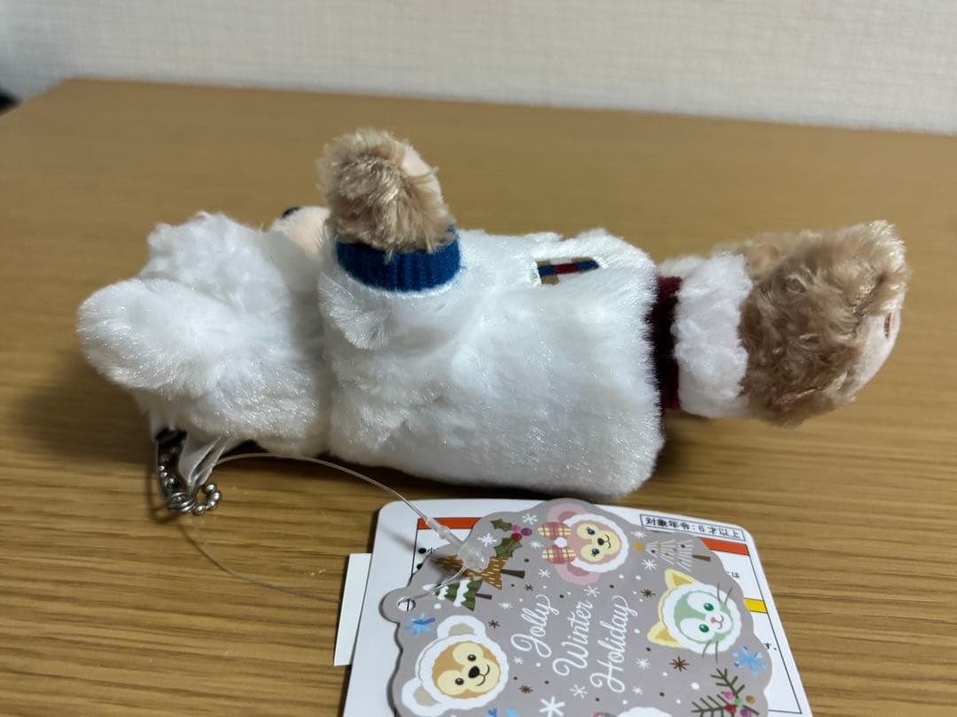 ウィンターホリデー ぬいぐるみバッジ 2019 ダッフィー シェリーメイ　#1