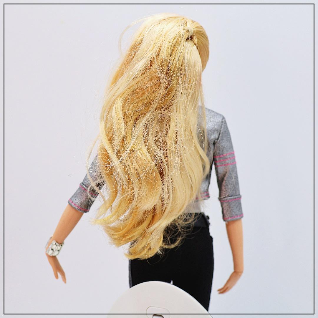 バービー人形｜ハローバービー（Hello Barbie）AIおしゃべり人形