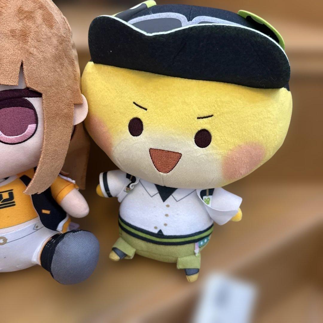 新品　カラフルピーチ おおきなBIGぬいぐるみ