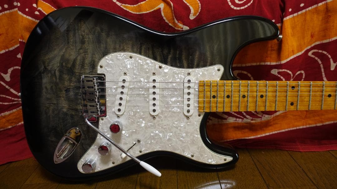 ギター Schecter Quilted Maple ST Type