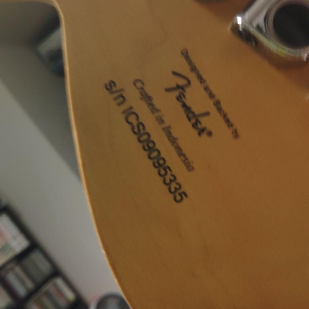 Squier Stratocaster サンバースト
