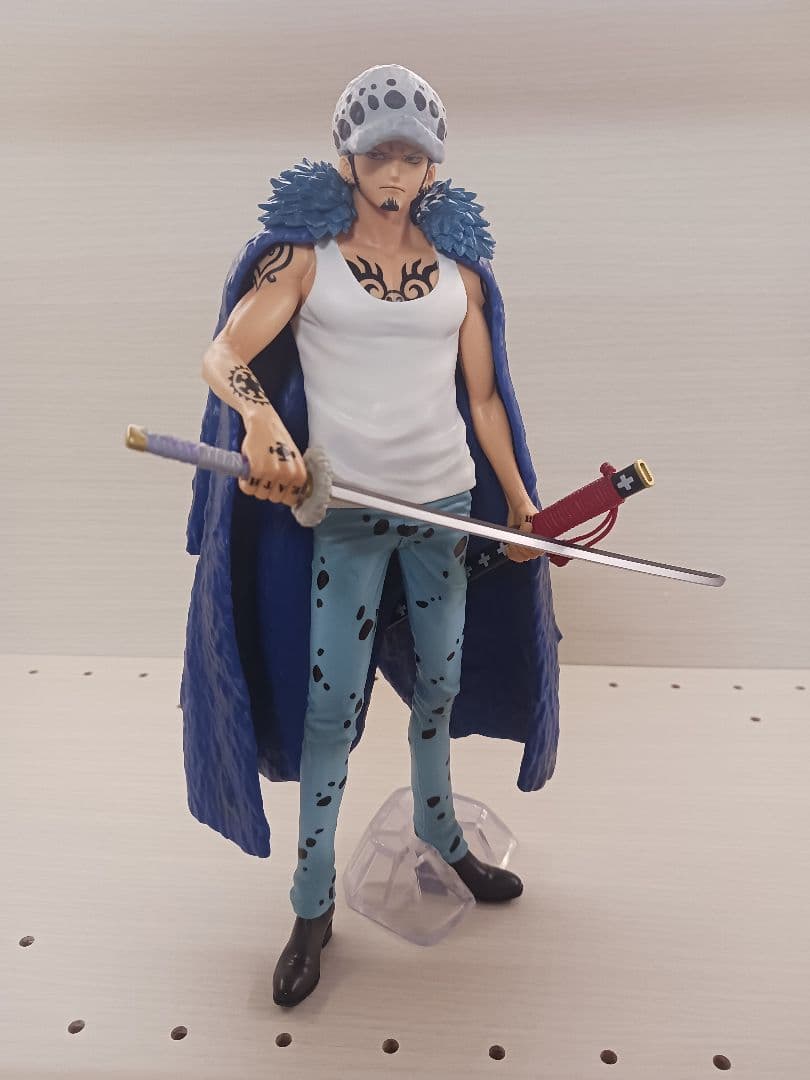 ワンピース　フィギュア　一番くじ　The Unbreakable Law　開封品