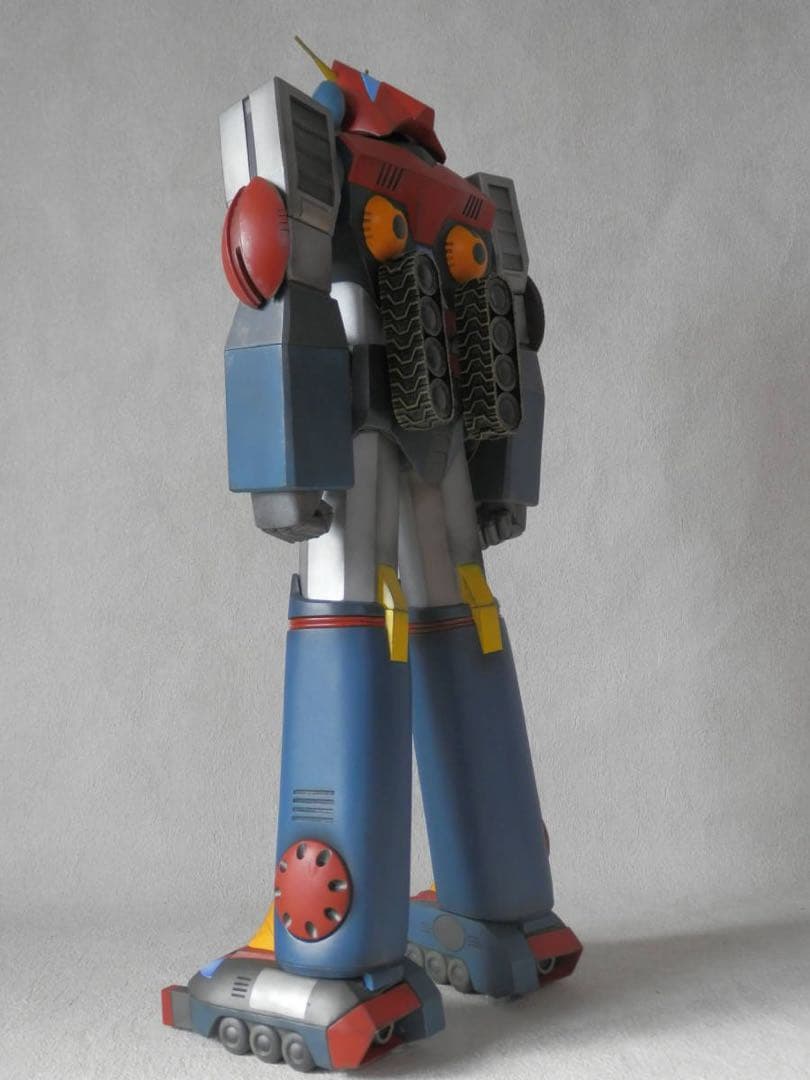 超電磁ロボ コンバトラーV　(海洋堂製ガレージキット)