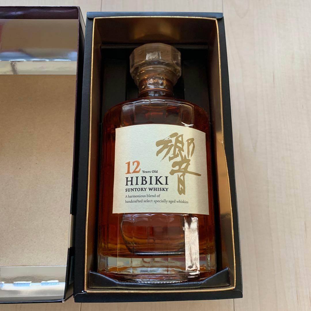 サントリー 響 12年 箱付き 700ml