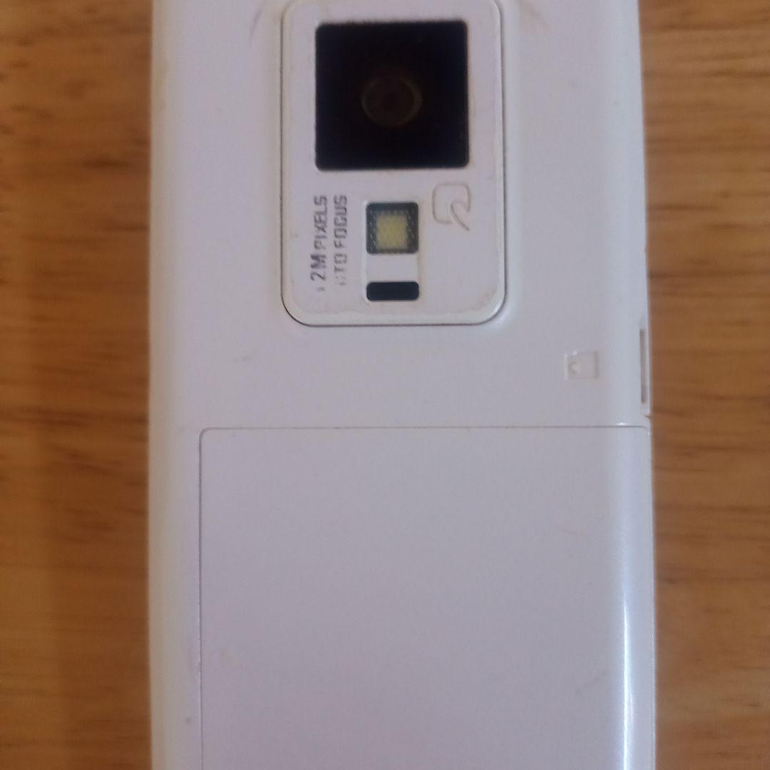 ドコモN906i 折りたたみ式携帯電話 ホワイト 2MPカメラ