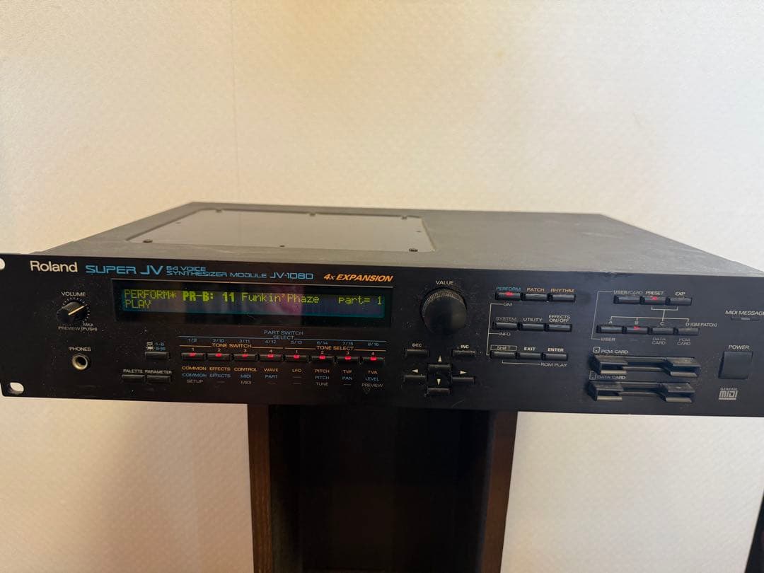Roland SUPER JV-1080 ハードウェア音源