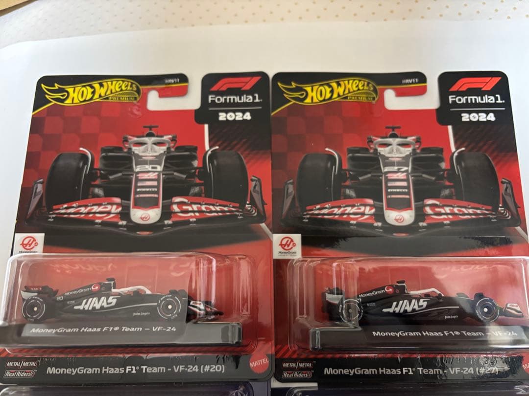 ホットウィール F1 formula1 3種 レッドブル メルセデス ハース