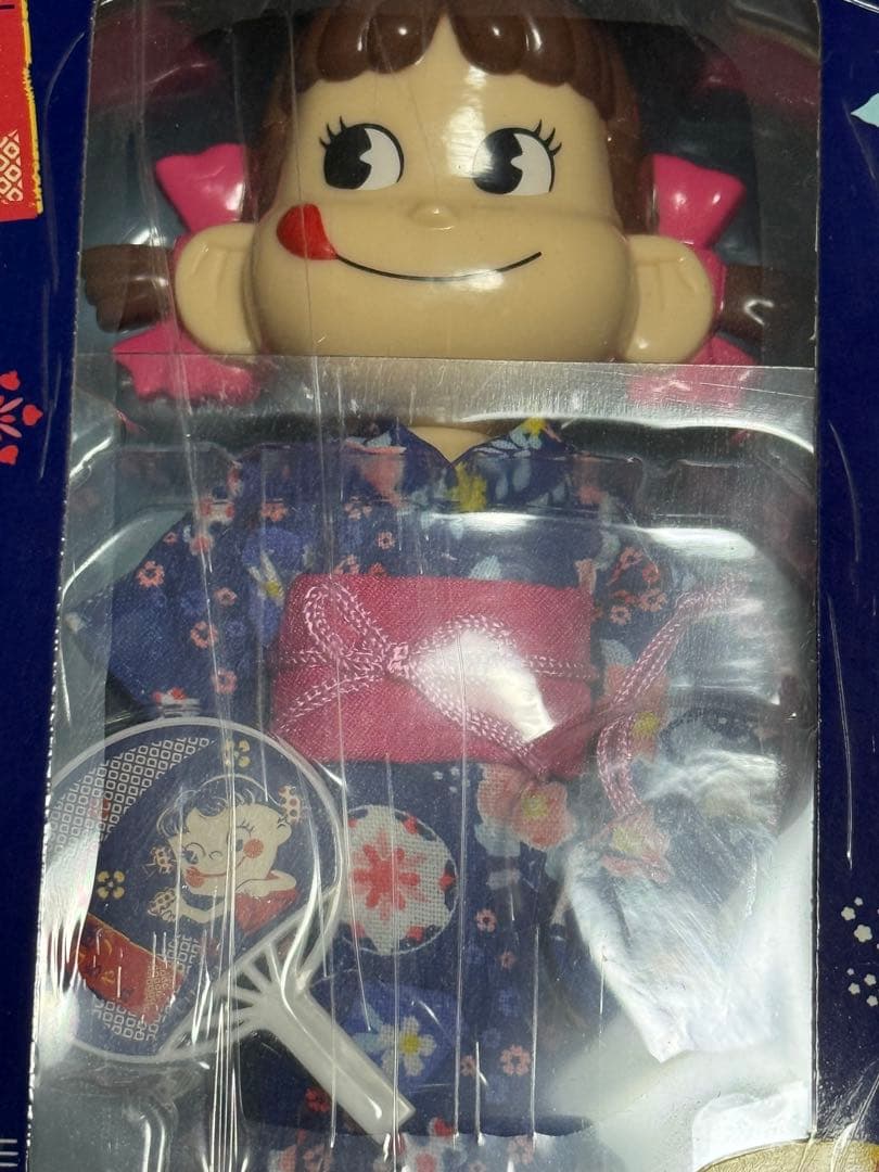 不二家　未開封　ペコちゃん人形　ポコちゃん　レア　クリスマス　兎　浴衣　ドレス