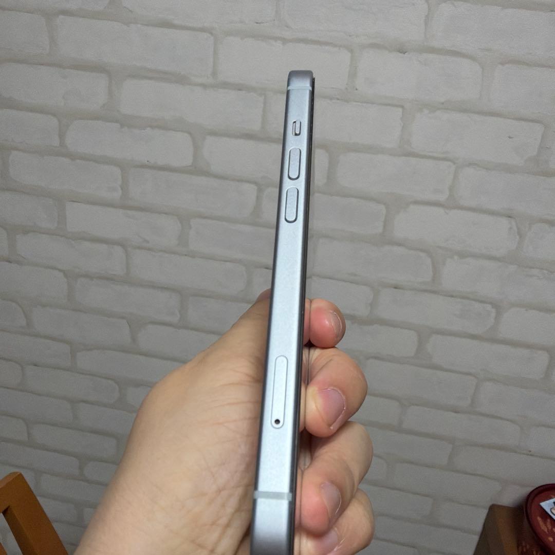 Apple iPhone 15 128GB ブルー