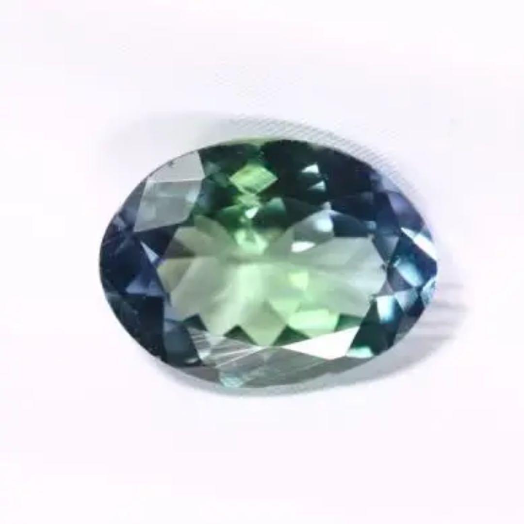格安！多色性が美しいタンザナイトスクエアルース1.1ct