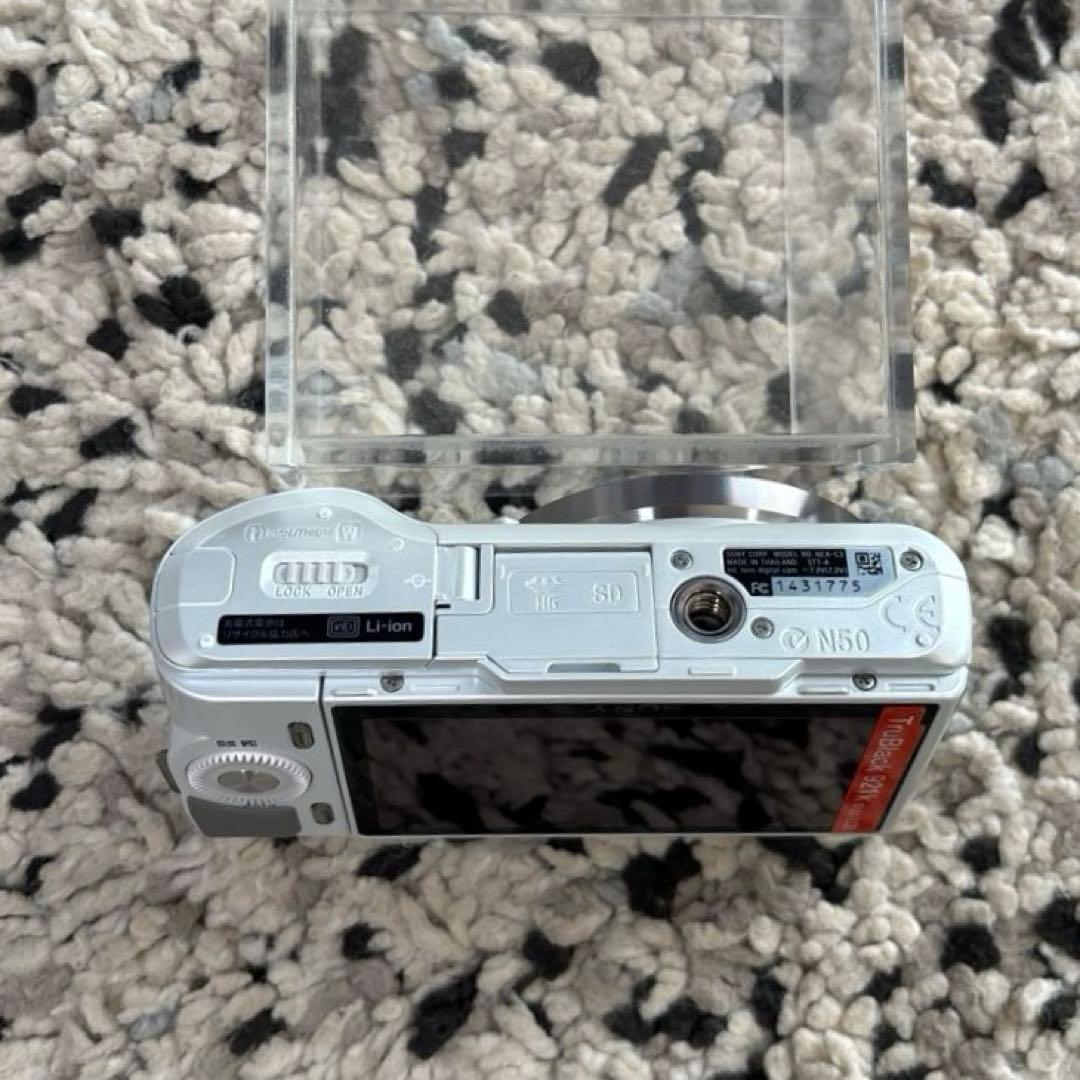 SONY α NEX-C3