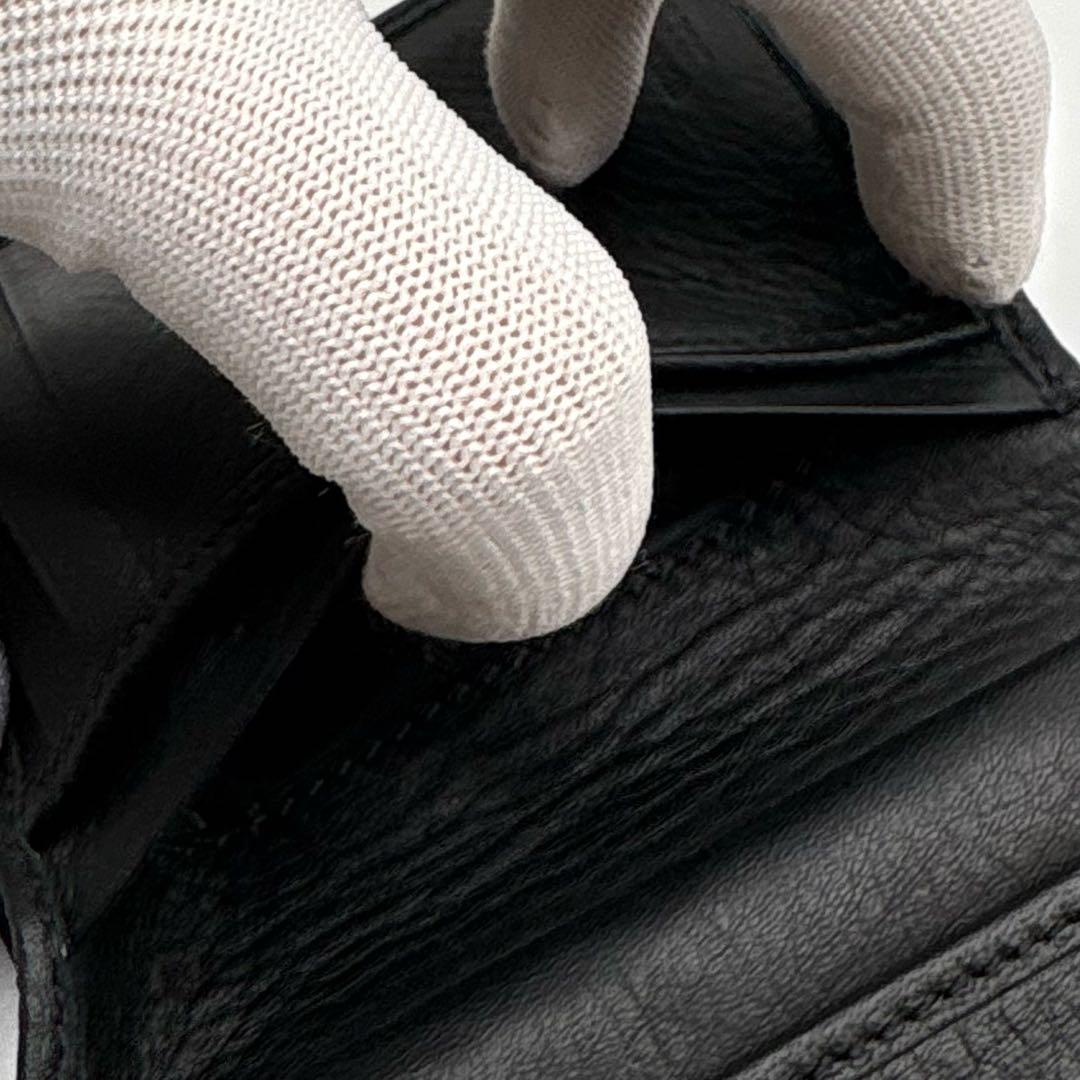 【美品】ヴィヴィアンウエストウッド レザー 二つ折り財布 オーブ 型押し ロゴ