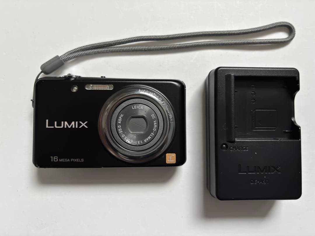 Panasonic DMC-FH7 コンパクトデジタルカメラ